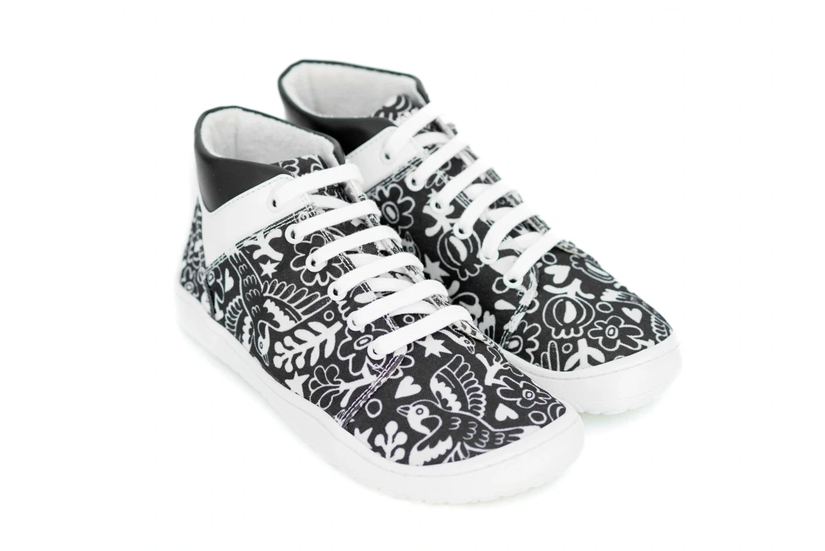 Босоногие ботинки Sambas the bambas Original Luna — чёрно-белые — фото 1 из 17