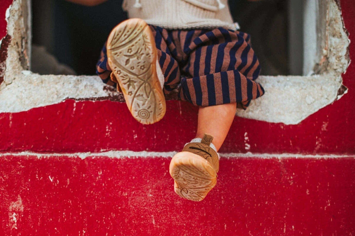Повседневная босоногая обувь Wildling Ullig для малышей — песочный, фото 3